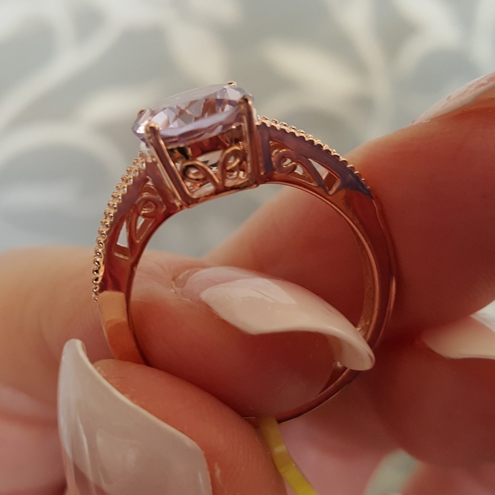 SALE! Rose De France Amethyst Solitaire - Picture 4 of 7